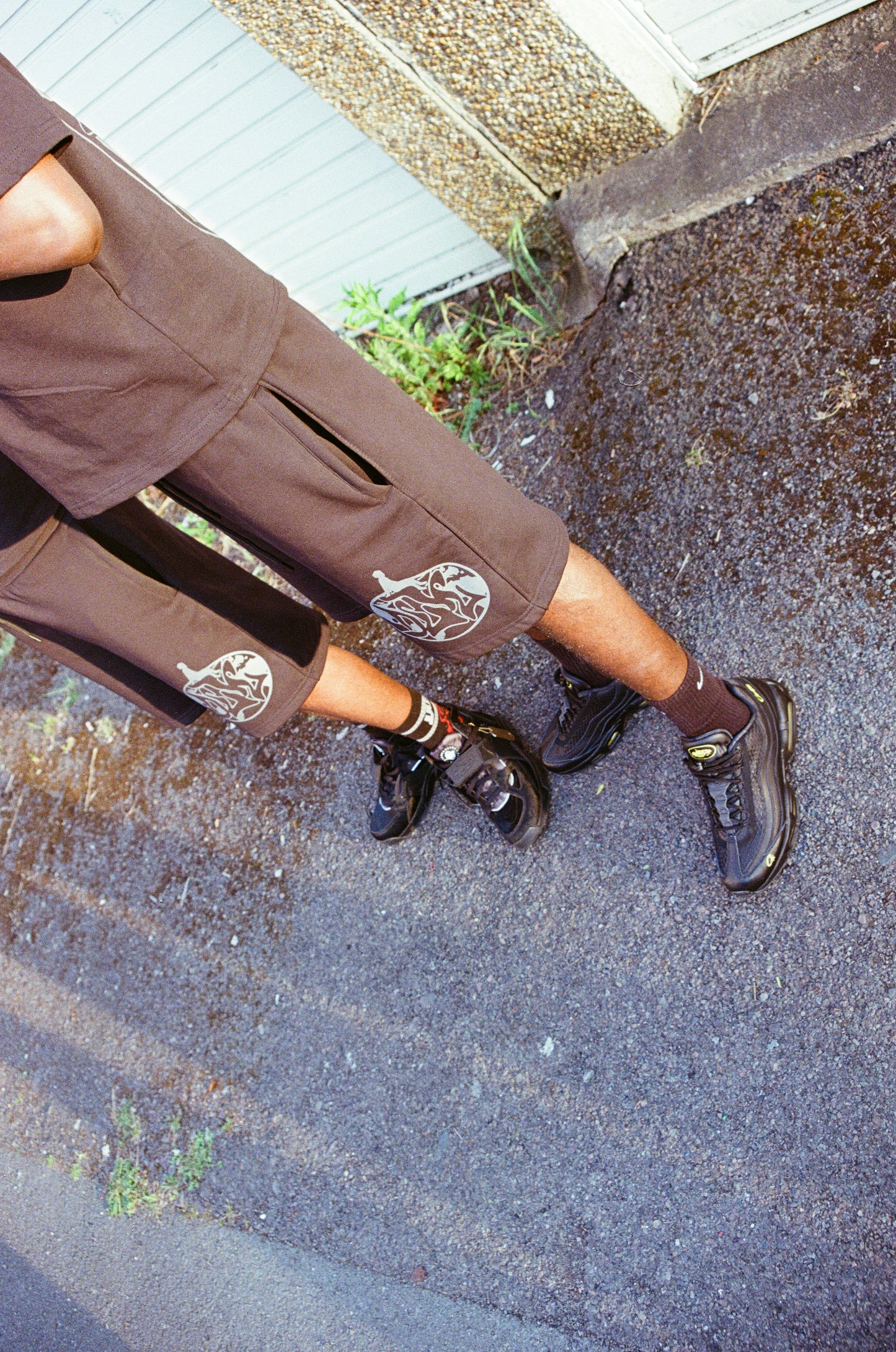 Dete Apyf Black Shorts